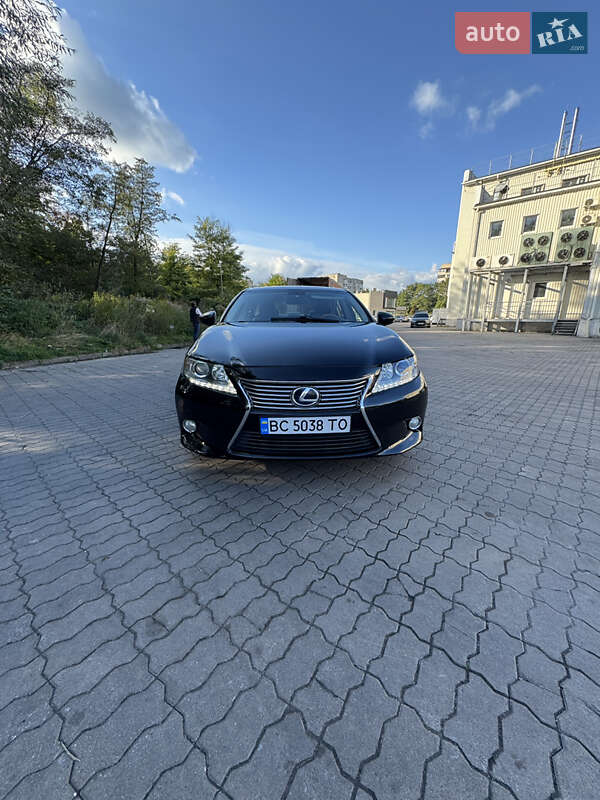 Lexus-3