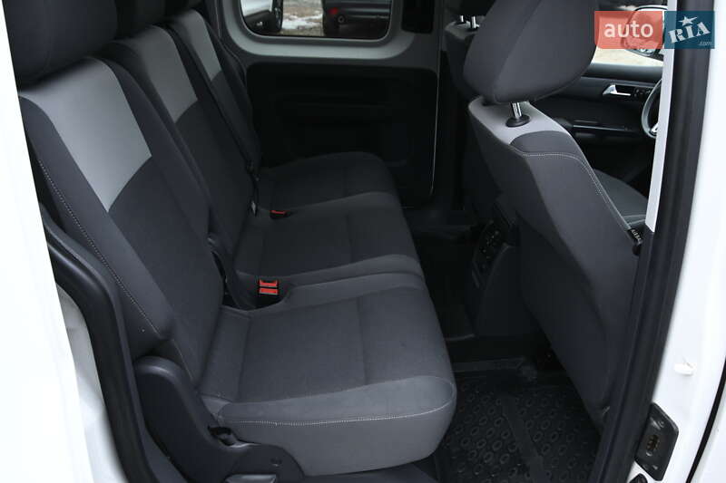 Volkswagen Caddy 2012