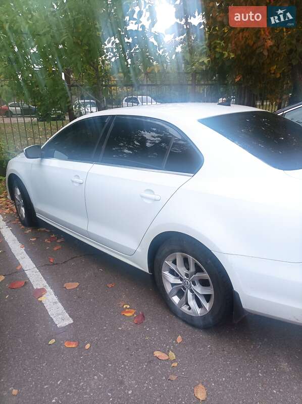Volkswagen Jetta 2014