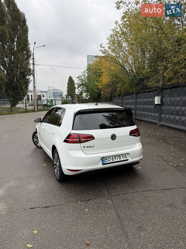 Volkswagen e-Golf 2014