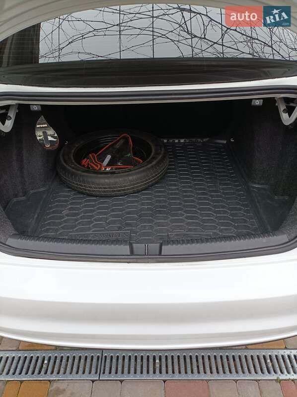 Volkswagen Jetta 2014