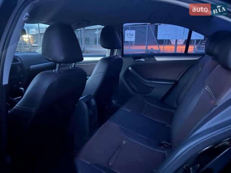 Volkswagen Jetta 2016