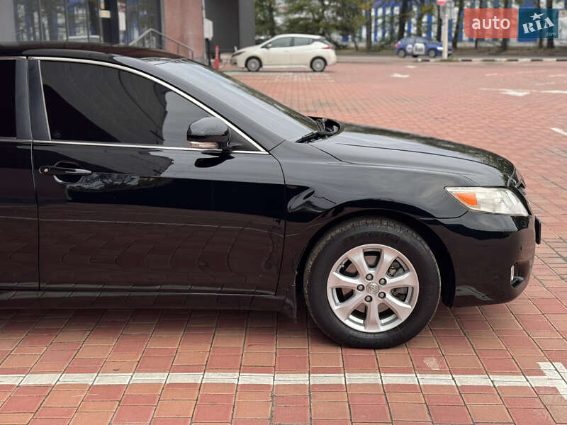 Toyota Camry 2010