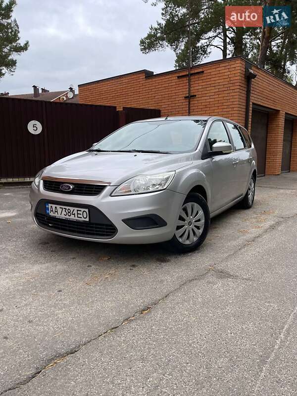 Ford Focus 2010