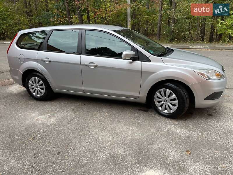 Ford Focus 2010