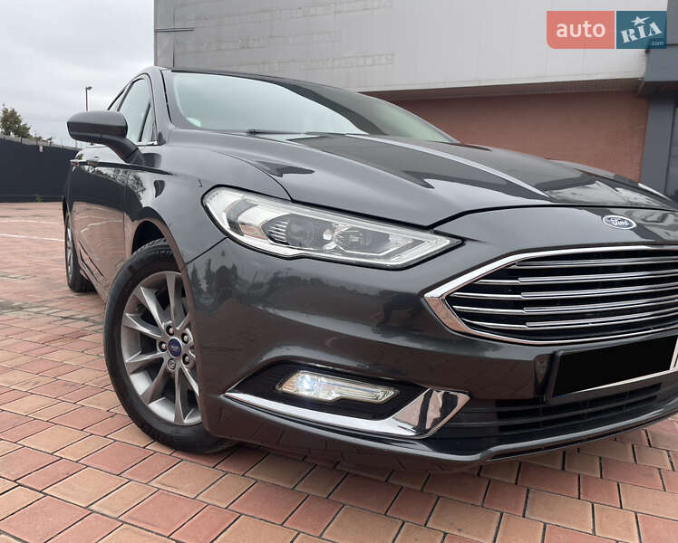 Ford Fusion 2017