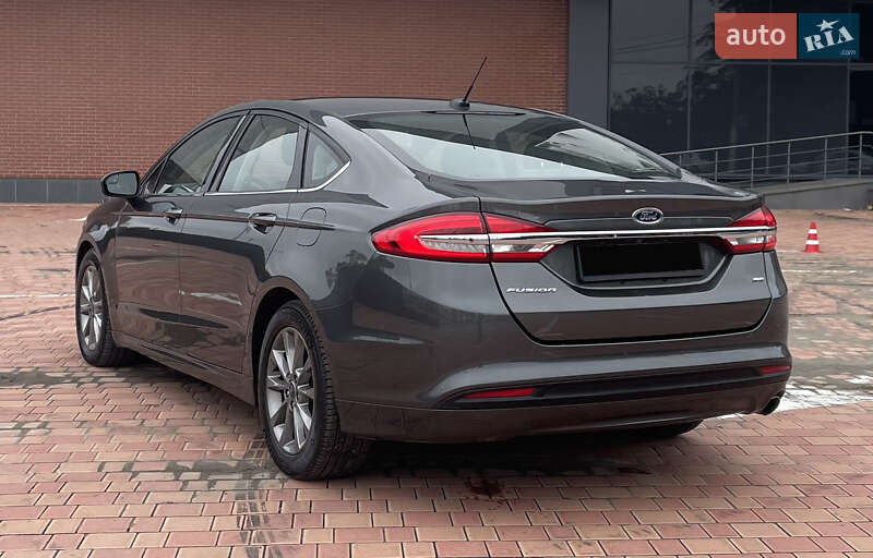 Ford Fusion 2017