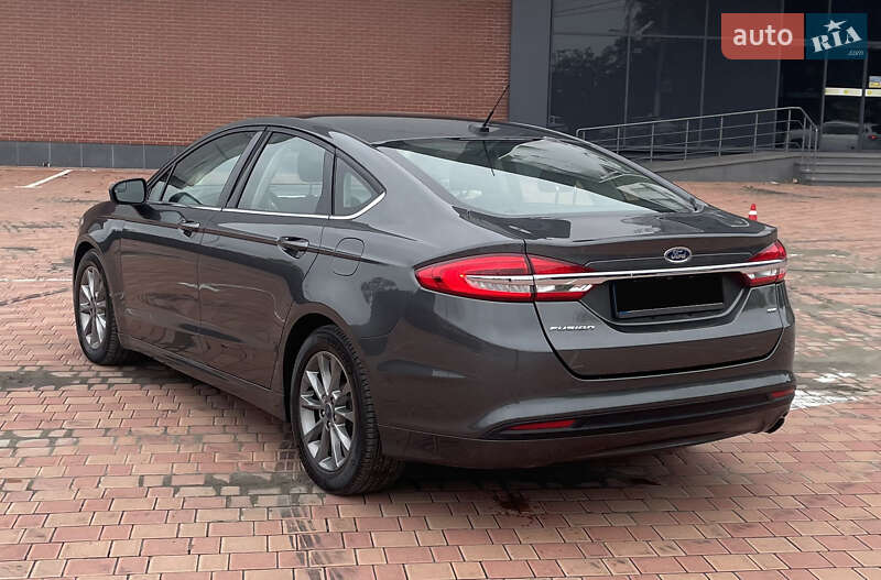 Ford Fusion 2017