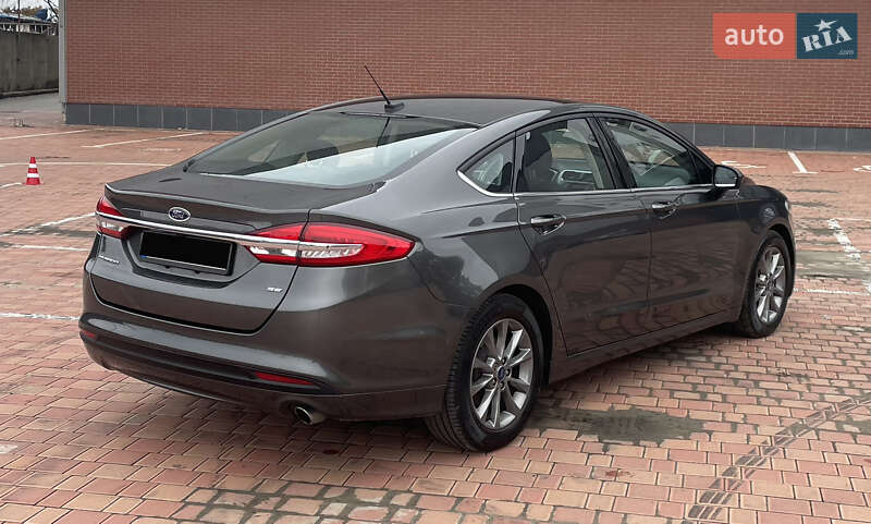 Ford Fusion 2017