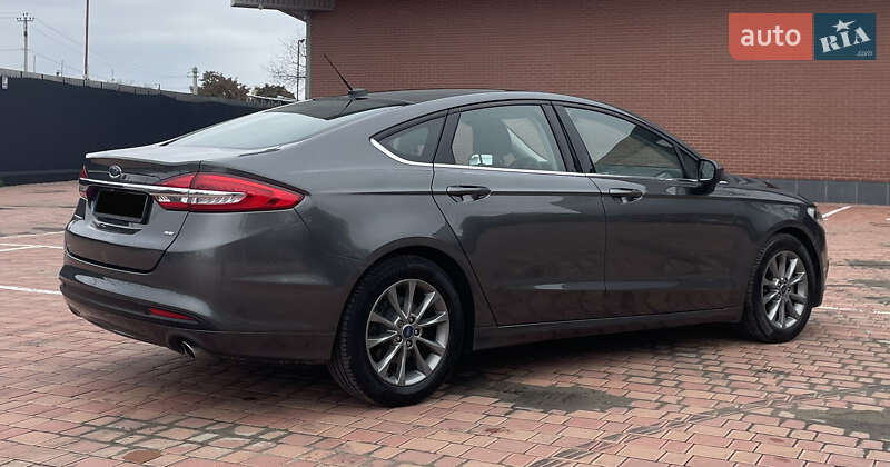 Ford Fusion 2017