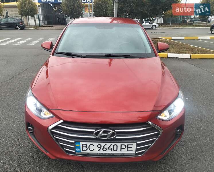 Hyundai Elantra 2016