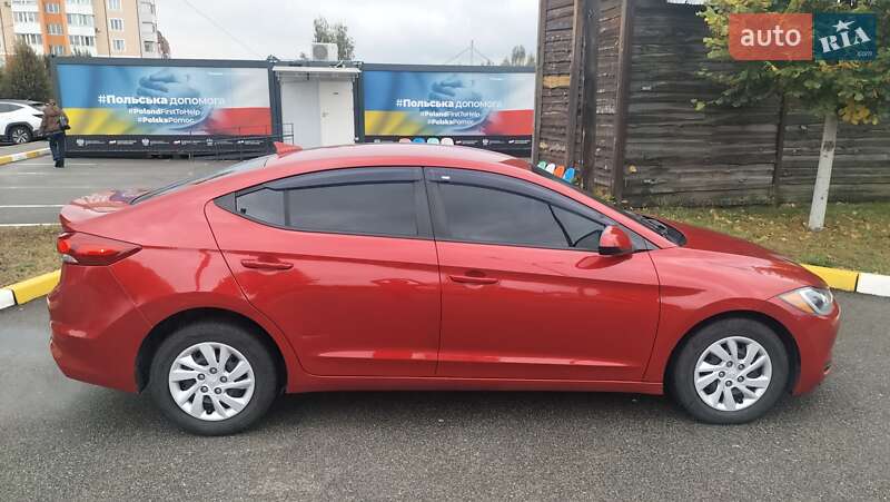 Hyundai Elantra 2016