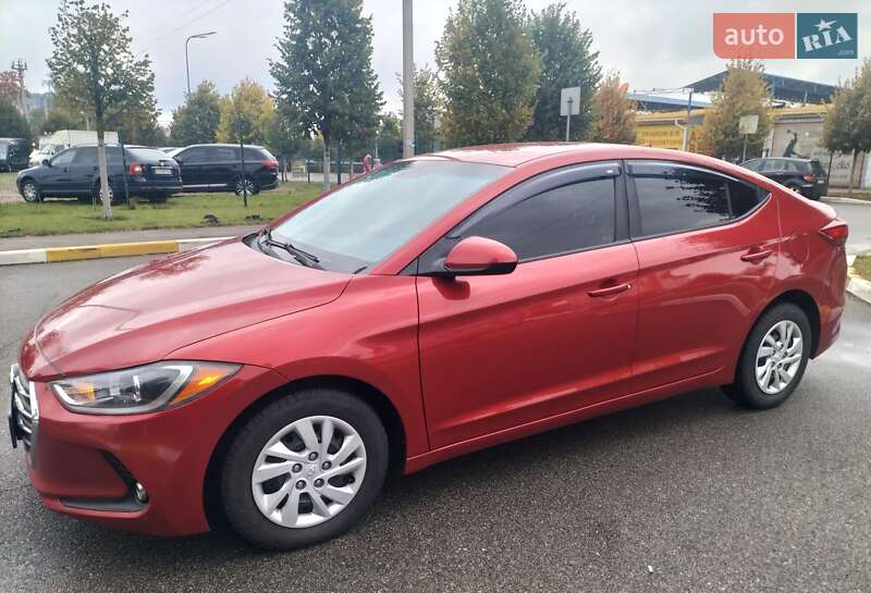 Hyundai Elantra 2016