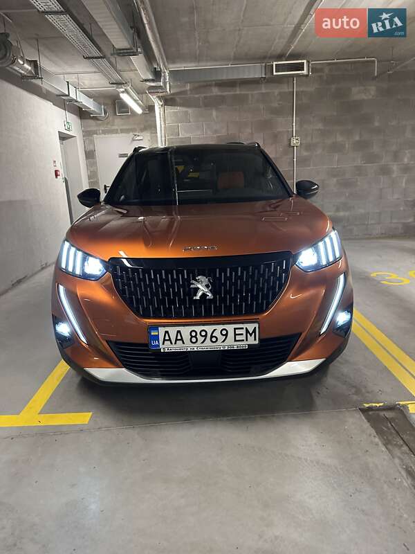 Peugeot 2008 2021