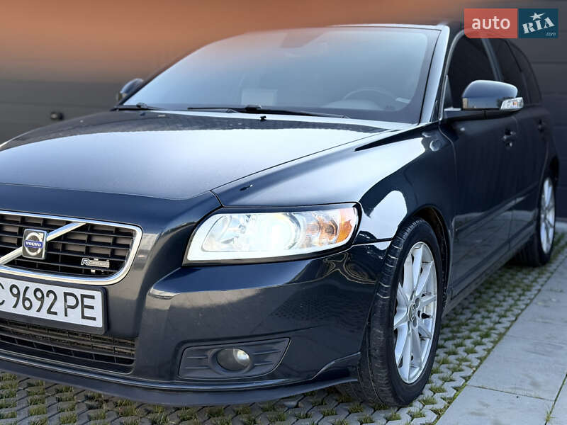 Volvo V50 2010