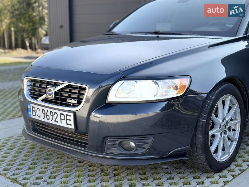 Volvo V50 2010