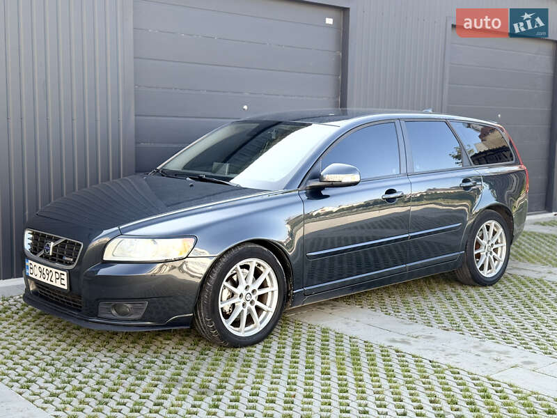 Volvo V50 2010