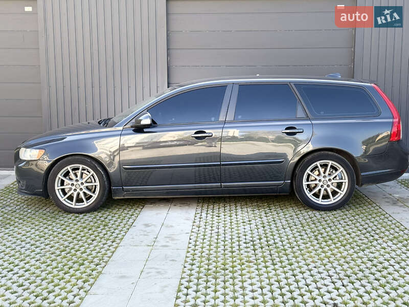 Volvo V50 2010