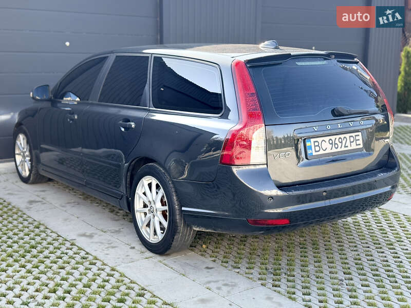 Volvo V50 2010