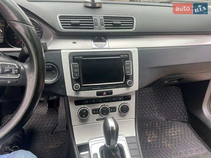 Volkswagen Passat 2013