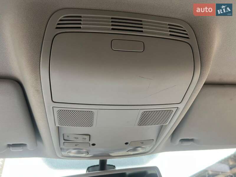 Volkswagen Passat 2013