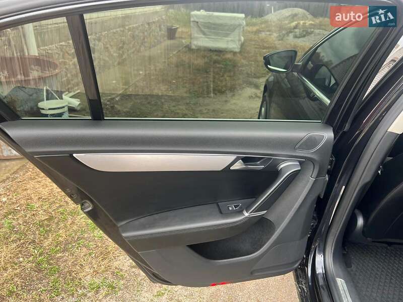 Volkswagen Passat 2013