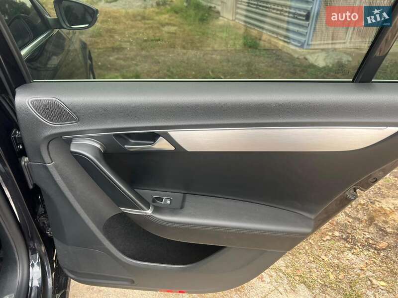 Volkswagen Passat 2013