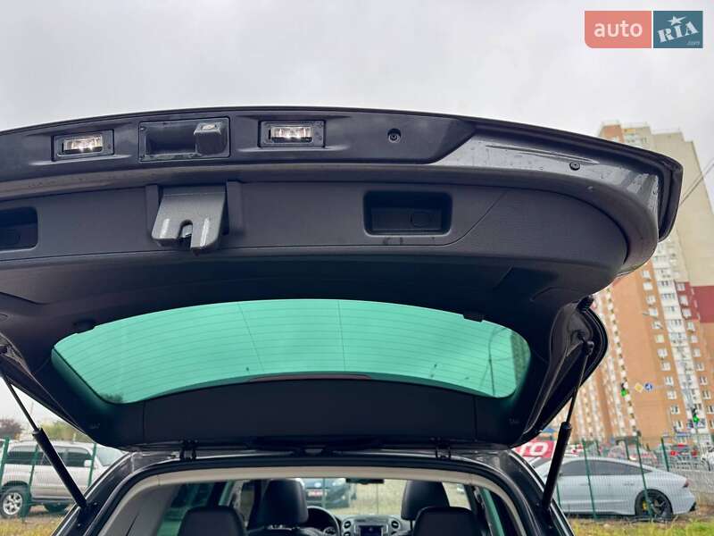 Volkswagen Tiguan 2016