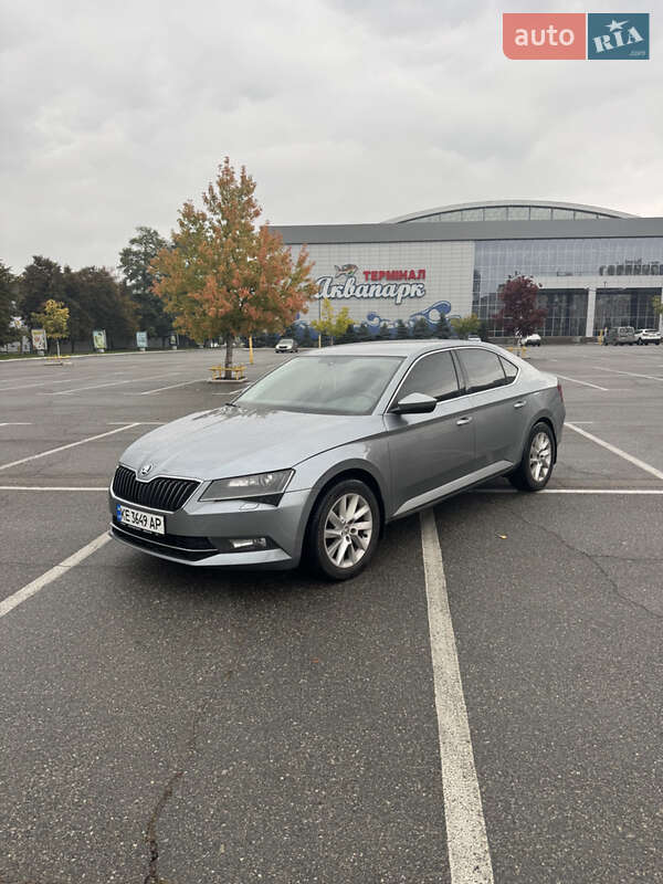 Skoda Superb 2016