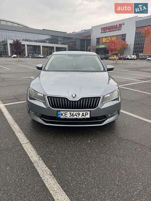 Skoda Superb 2016