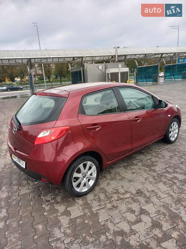 Mazda 2 2014