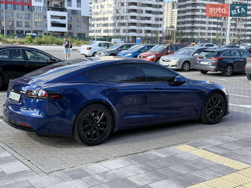 Tesla Model S 2022