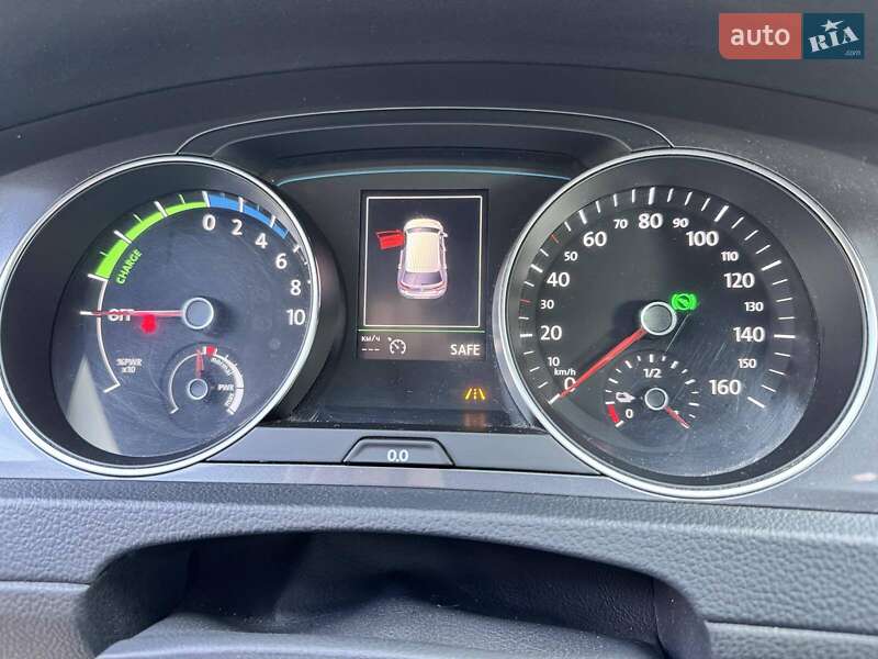 Volkswagen e-Golf 2014