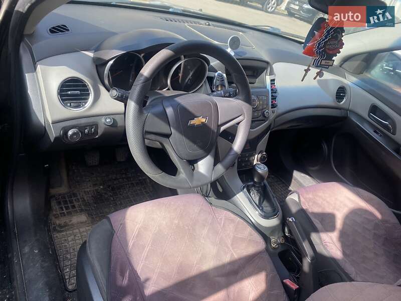 Chevrolet Cruze 2012