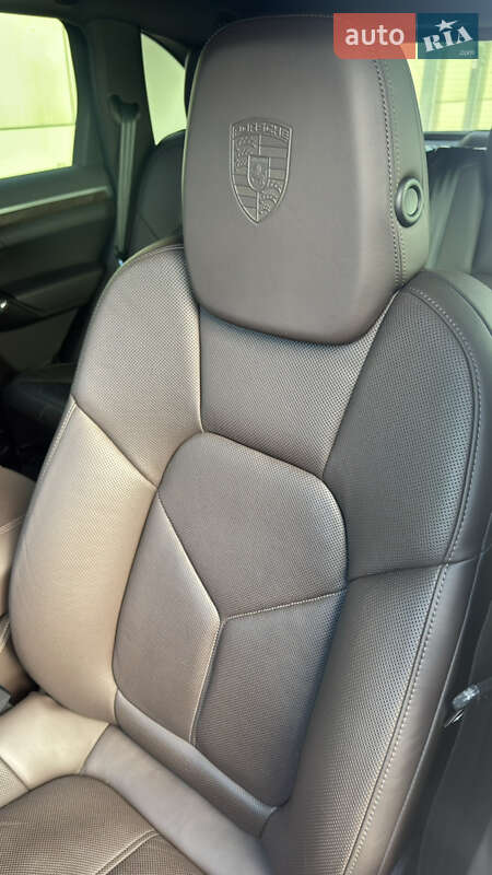 Porsche Cayenne 2013