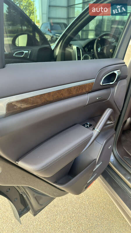 Porsche Cayenne 2013