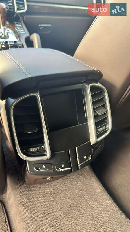 Porsche Cayenne 2013