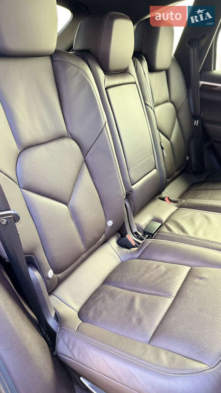 Porsche Cayenne 2013