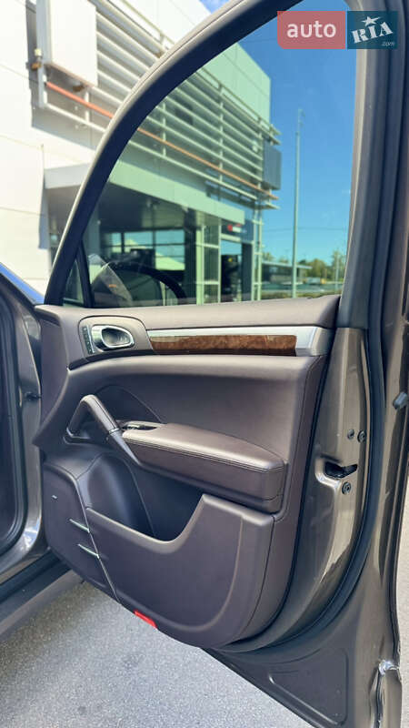 Porsche Cayenne 2013