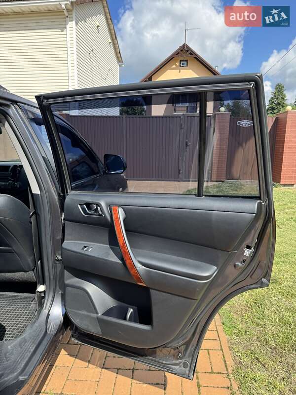 Toyota Highlander 2013