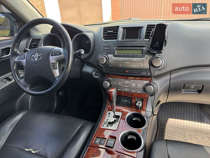Toyota Highlander 2013