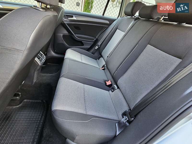 Volkswagen Golf 2014