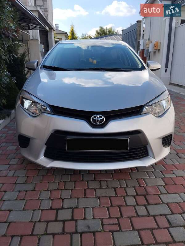 Toyota Corolla 2015