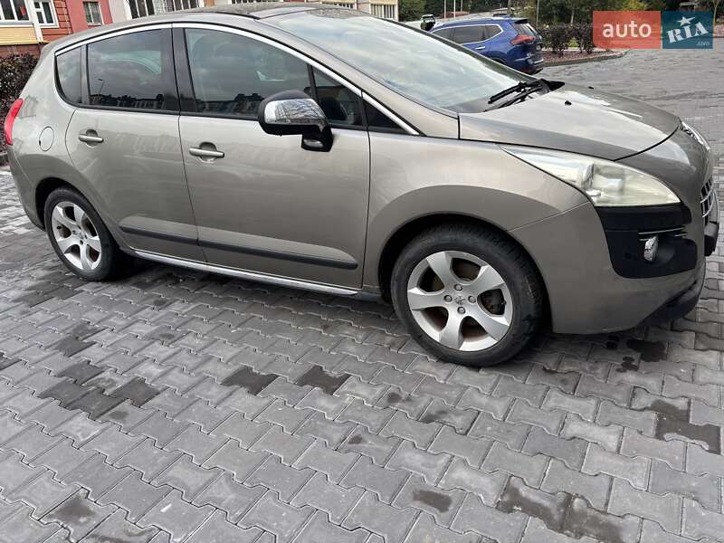 Peugeot 3008 2012