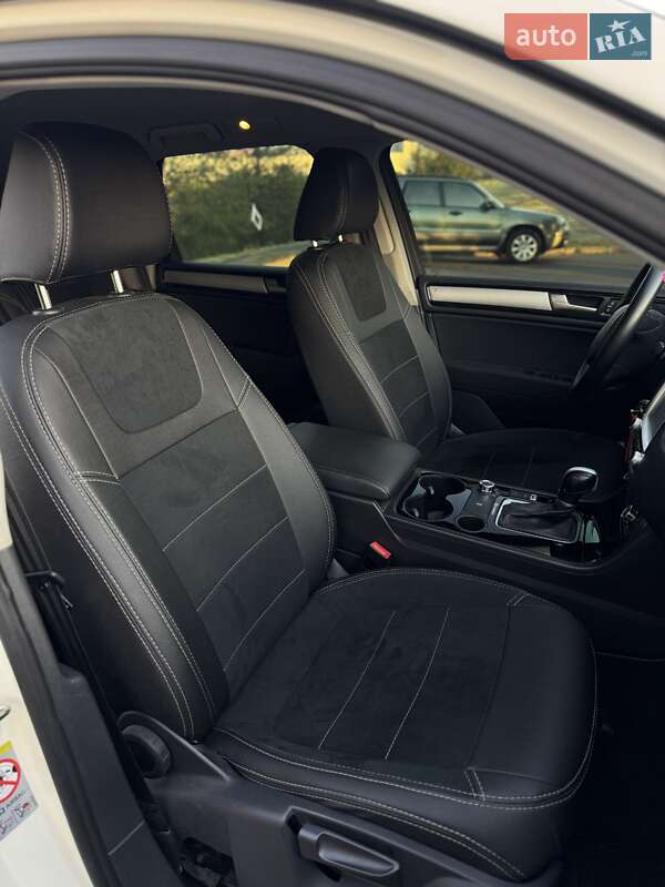 Volkswagen Touareg 2011