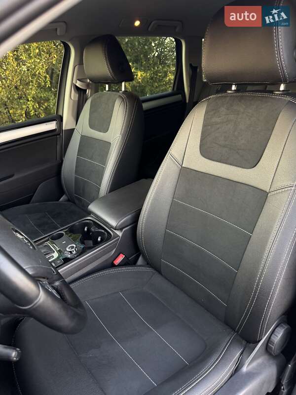 Volkswagen Touareg 2011