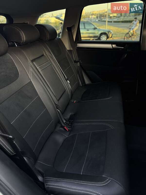 Volkswagen Touareg 2011