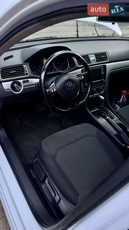 Volkswagen Passat 2016