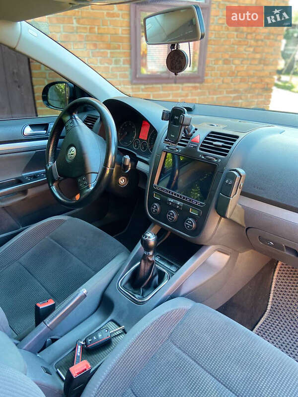 Volkswagen Golf 2008