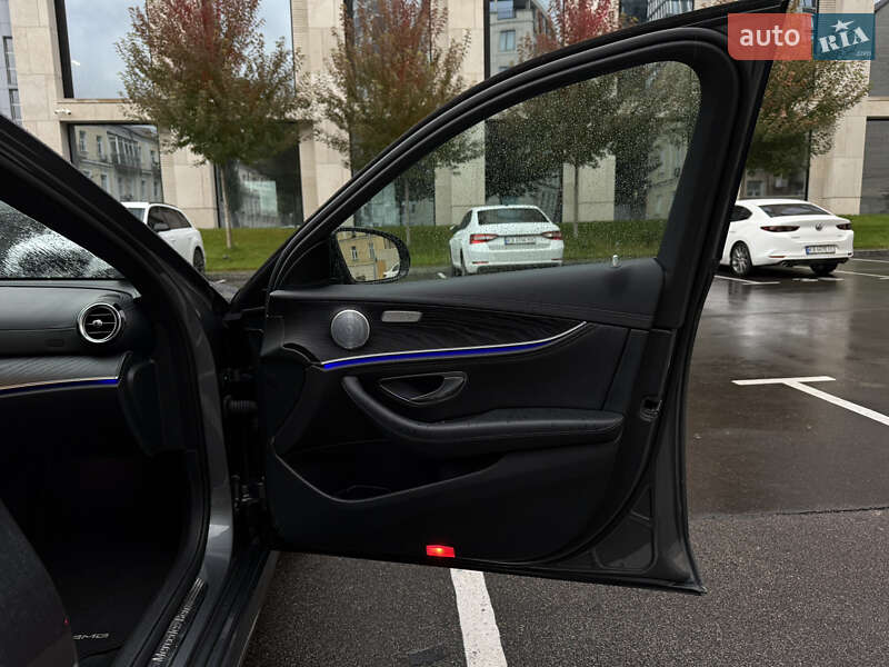 Mercedes-Benz E-Class 2018